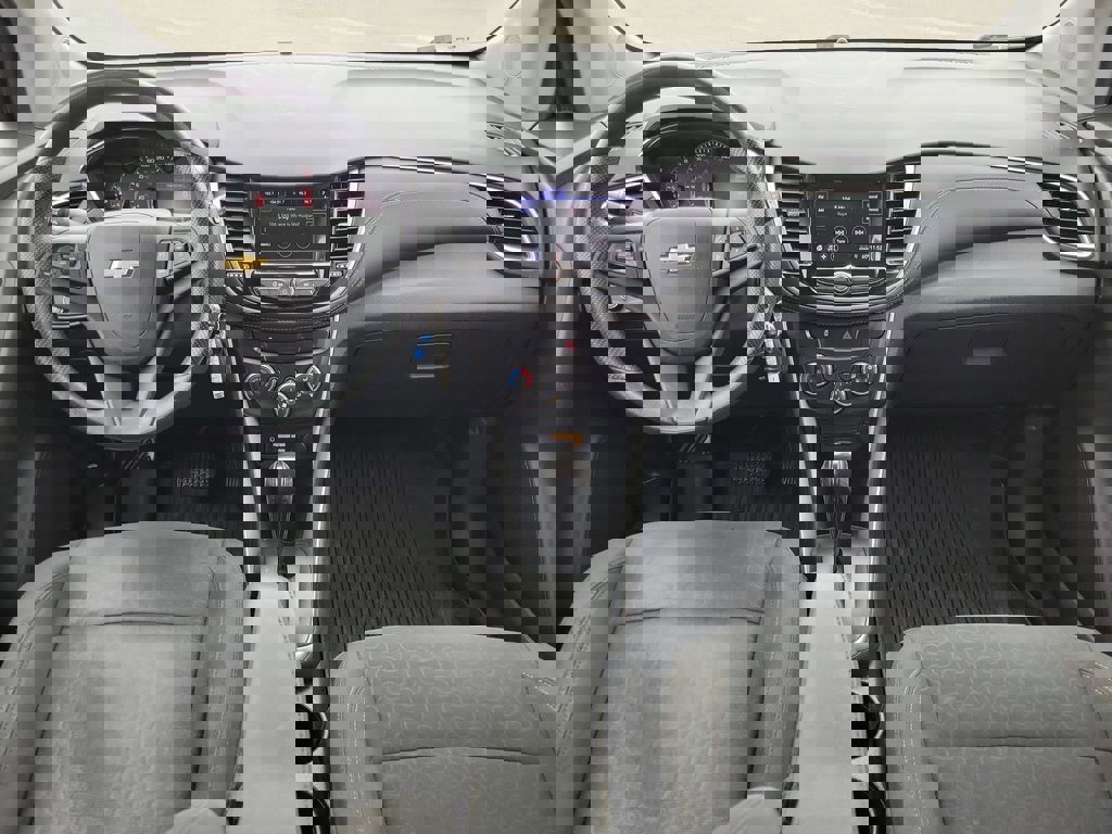 Certified 2020 Chevrolet Trax LS w/ Tint and Cruise Package image 9