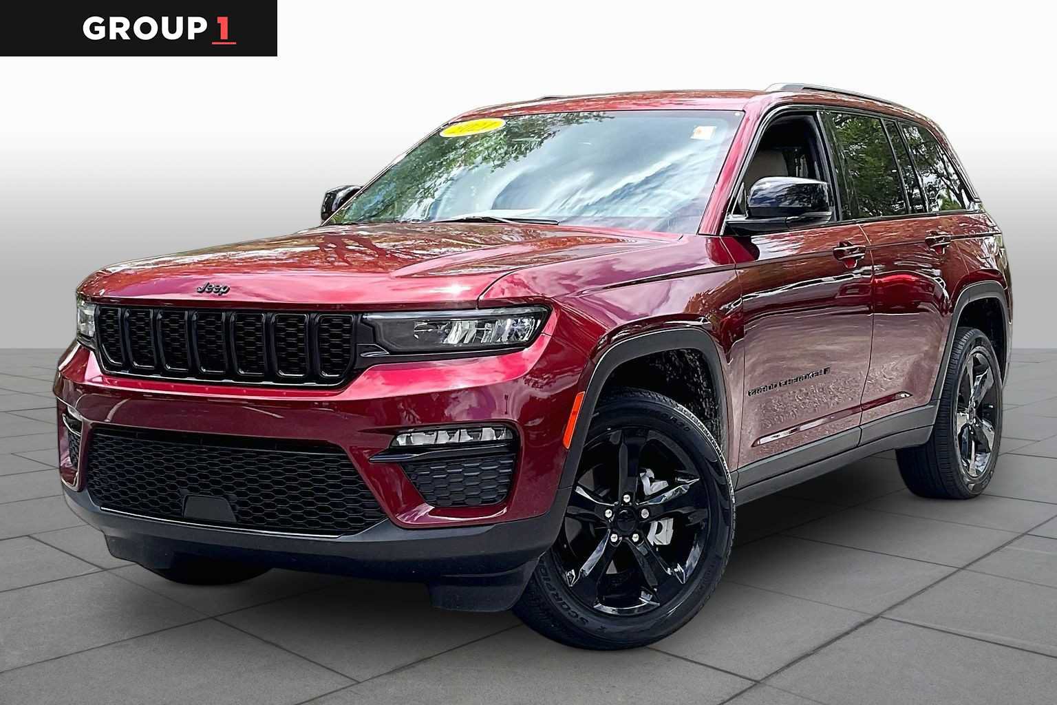 Used 2024 Jeep Grand Cherokee Limited w/ Black Appearance Package RWD image 1