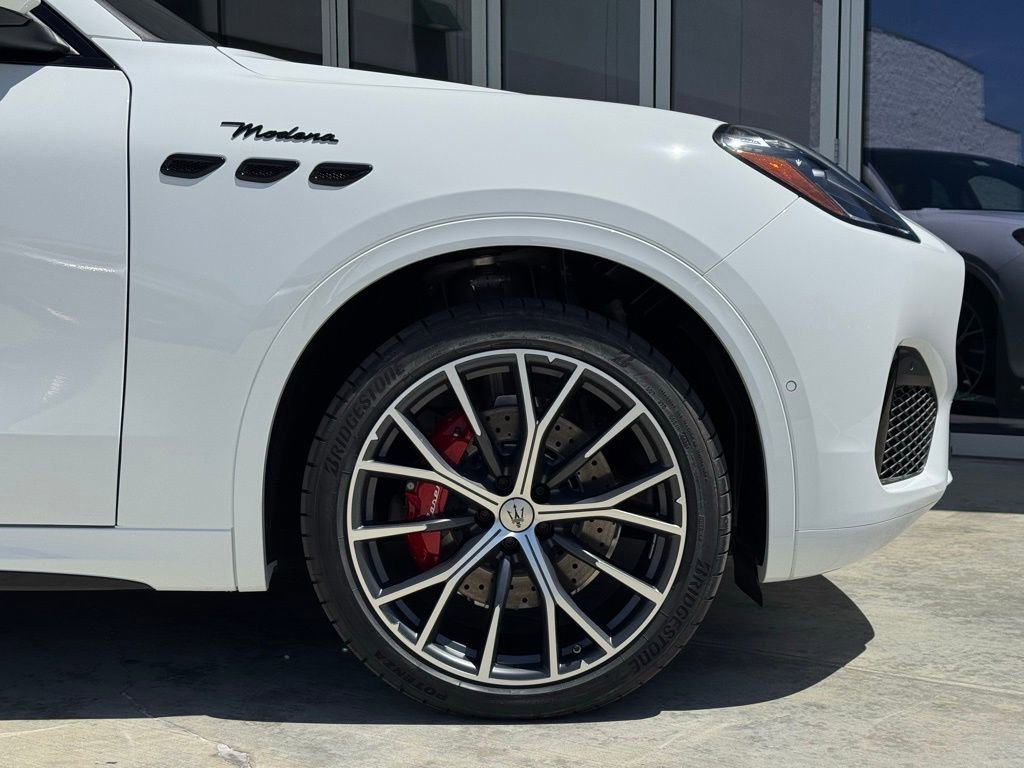 New 2026 Maserati Grecale Modena AWD/4WD image 9