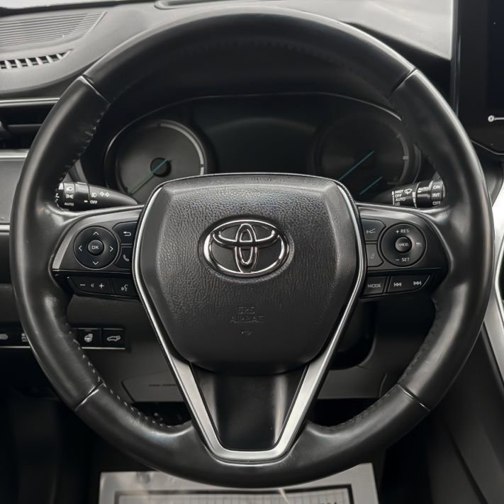 Used 2022 Toyota Venza Limited image 18