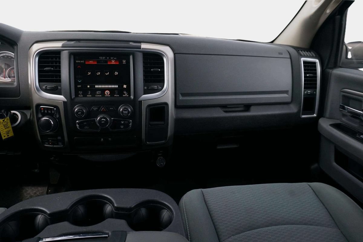 Used 2015 RAM 1500 Classic SLT w/ Luxury Group AWD/4WD image 20