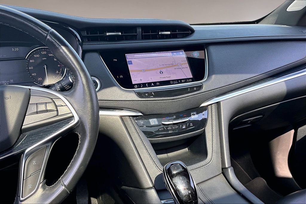 Used 2024 Cadillac XT5 Premium Luxury image 6