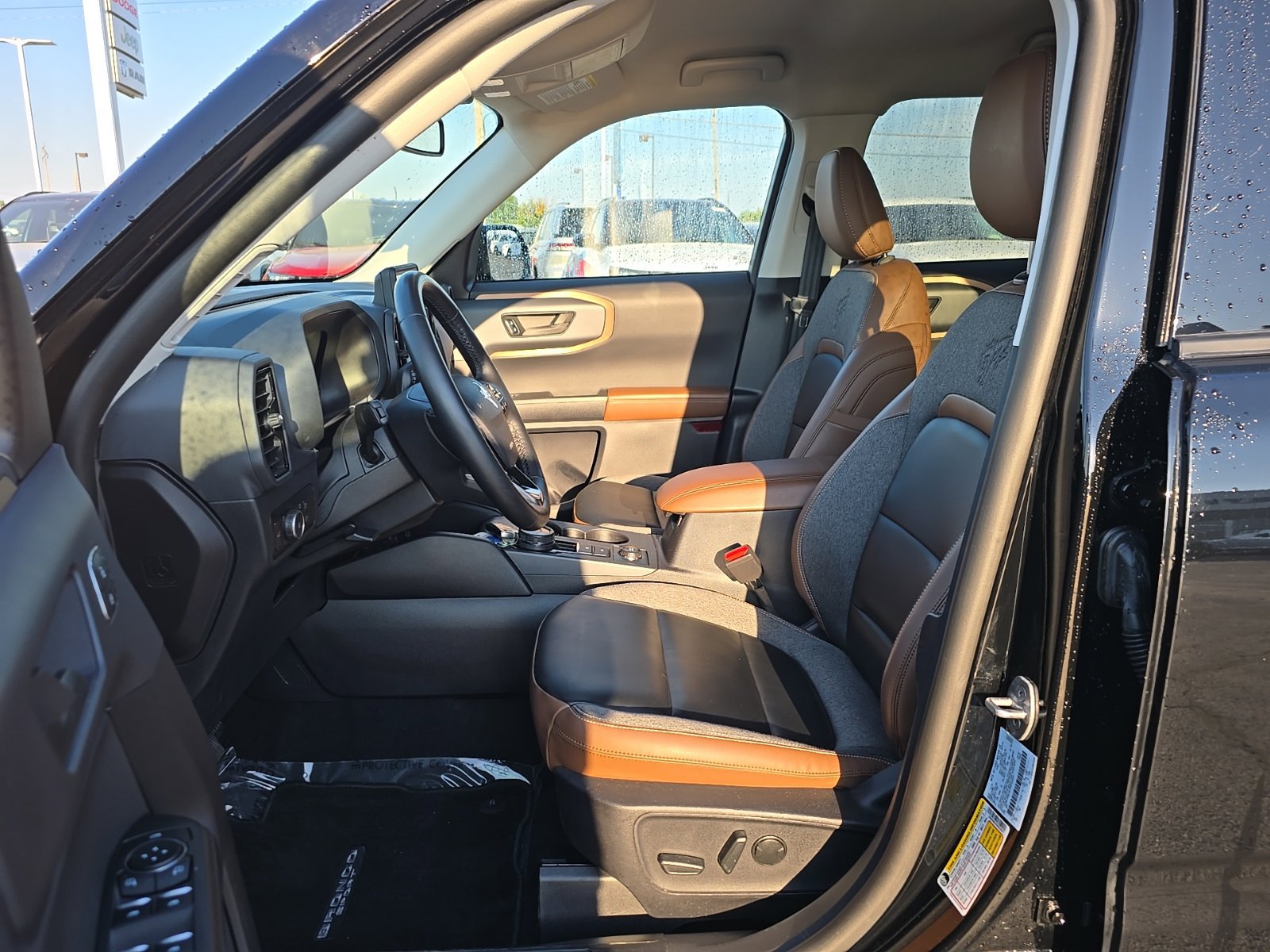 Used 2024 Ford Bronco Sport Outer Banks AWD/4WD image 10
