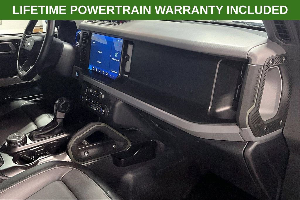 Used 2023 Ford Bronco Everglades image 19