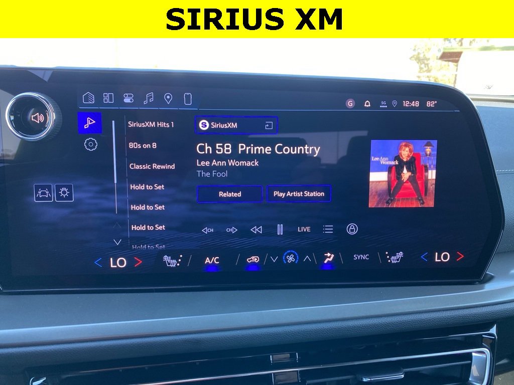 New 2026 Chevrolet Traverse LT image 8