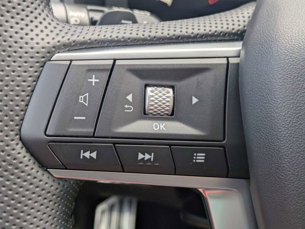 New 2026 Mitsubishi Outlander SEL image 28