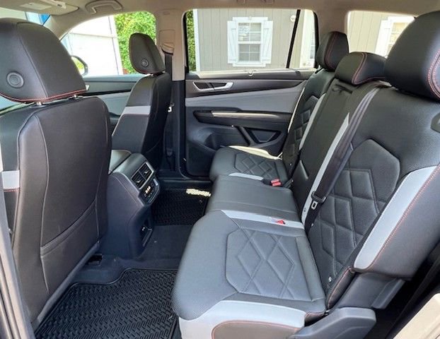 New 2026 Volkswagen Atlas Peak Edition image 15