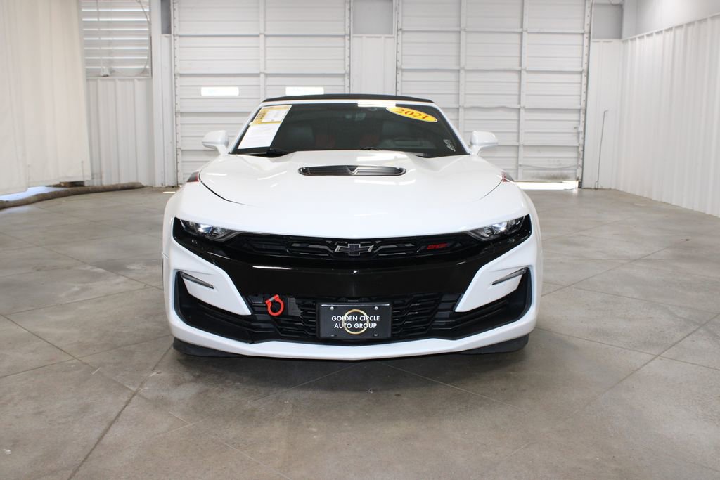 Used 2021 Chevrolet Camaro SS RWD image 3