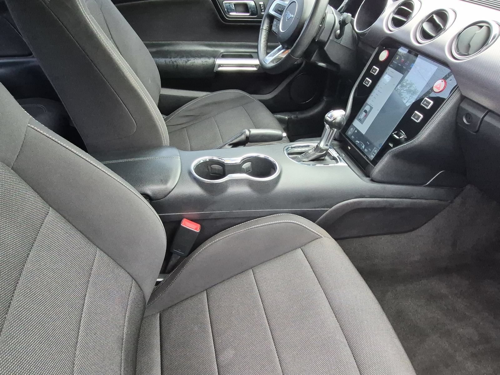 Used 2015 Ford Mustang Coupe w/ Equipment Group 051A RWD image 18