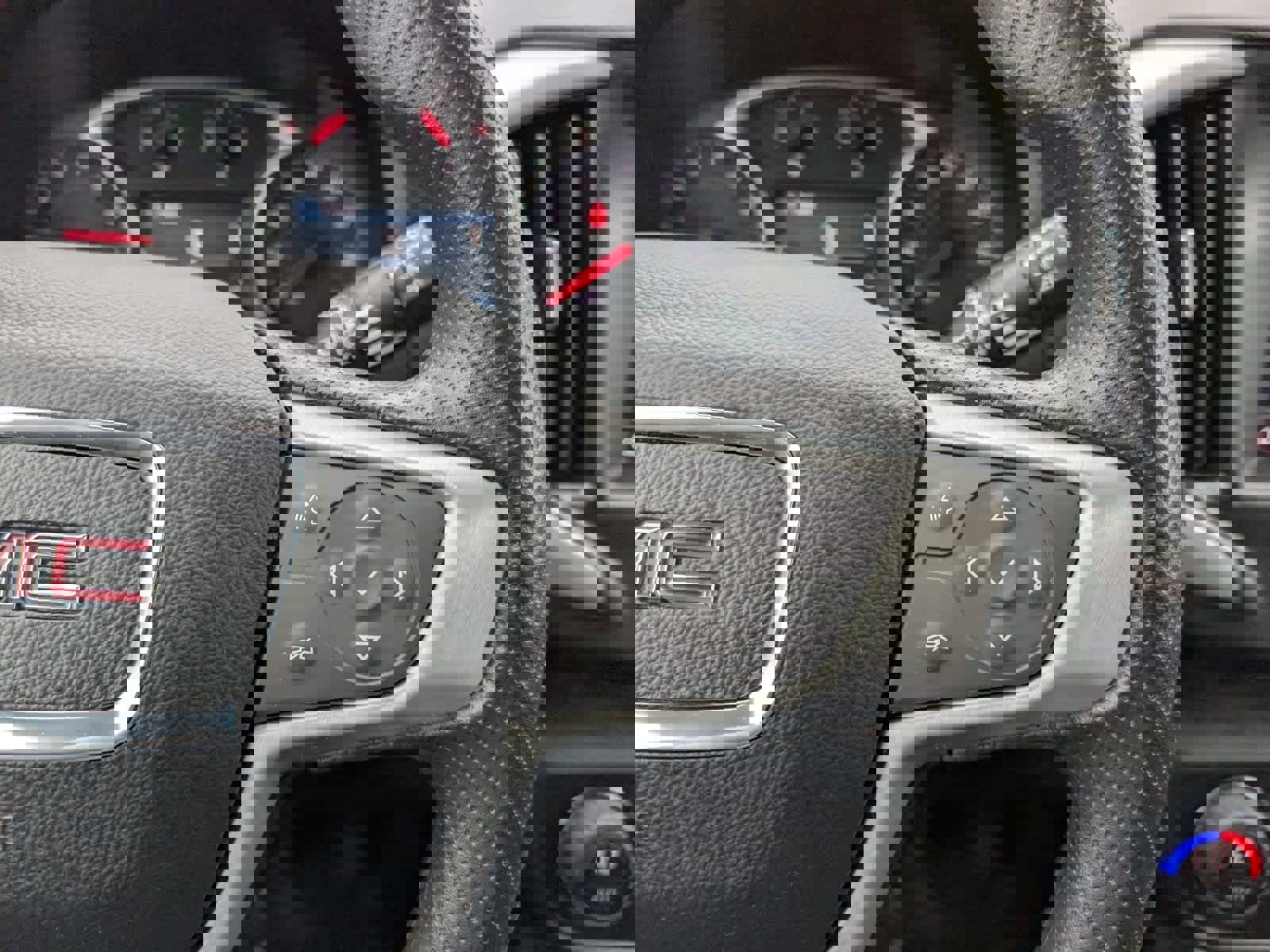 Certified 2023 GMC Terrain SLE w/ Driver Convenience Package image 23