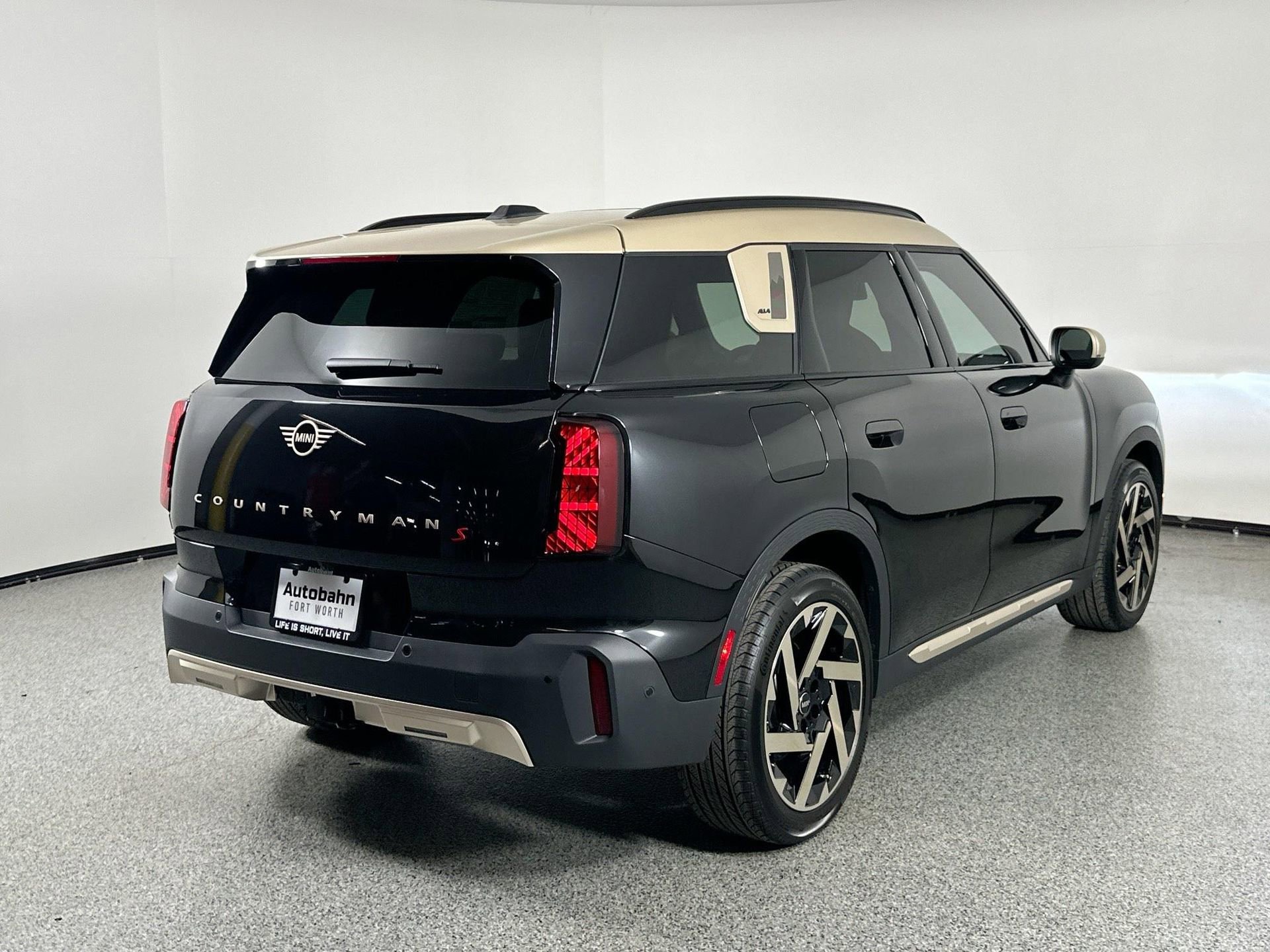 New 2025 MINI Cooper Countryman S image 5
