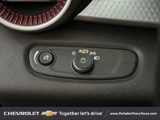 Used 2024 Chevrolet Trax RS w/ Driver Confidence Package FWD image 25