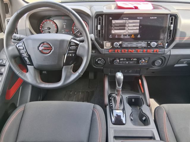 Used 2025 Nissan Frontier PRO-4X w/ Tow Package AWD/4WD image 13