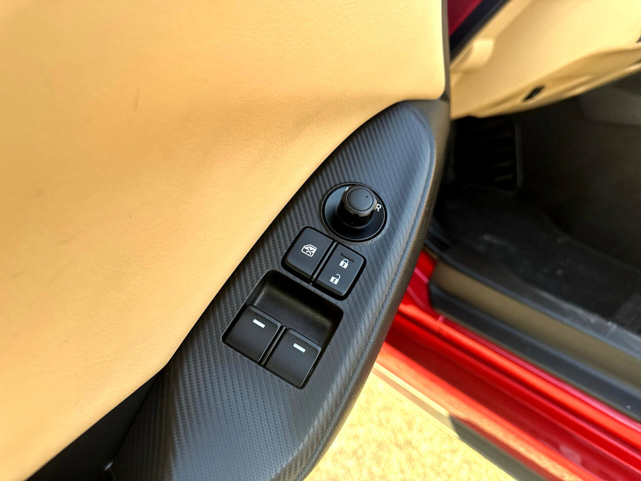 Used 2017 MAZDA MX-5 Miata RF Grand Touring image 24