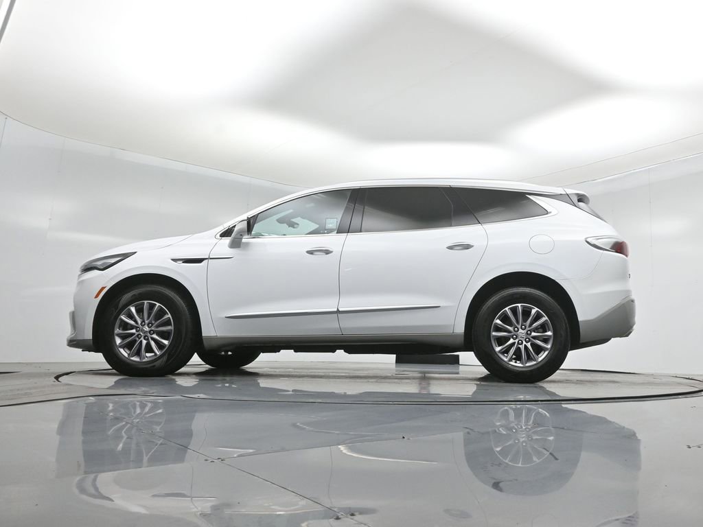 Used 2024 Buick Enclave Premium image 56