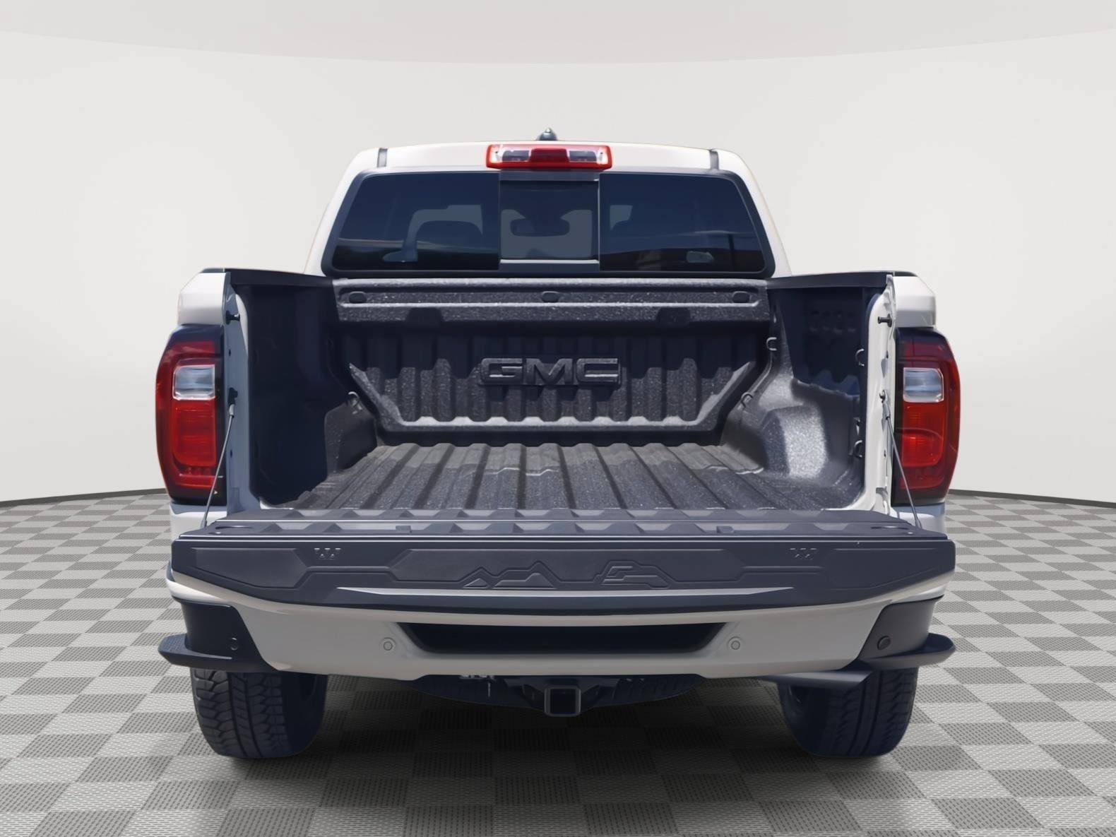 New 2026 GMC Canyon AT4 w/ Technology Plus Package AWD/4WD image 5
