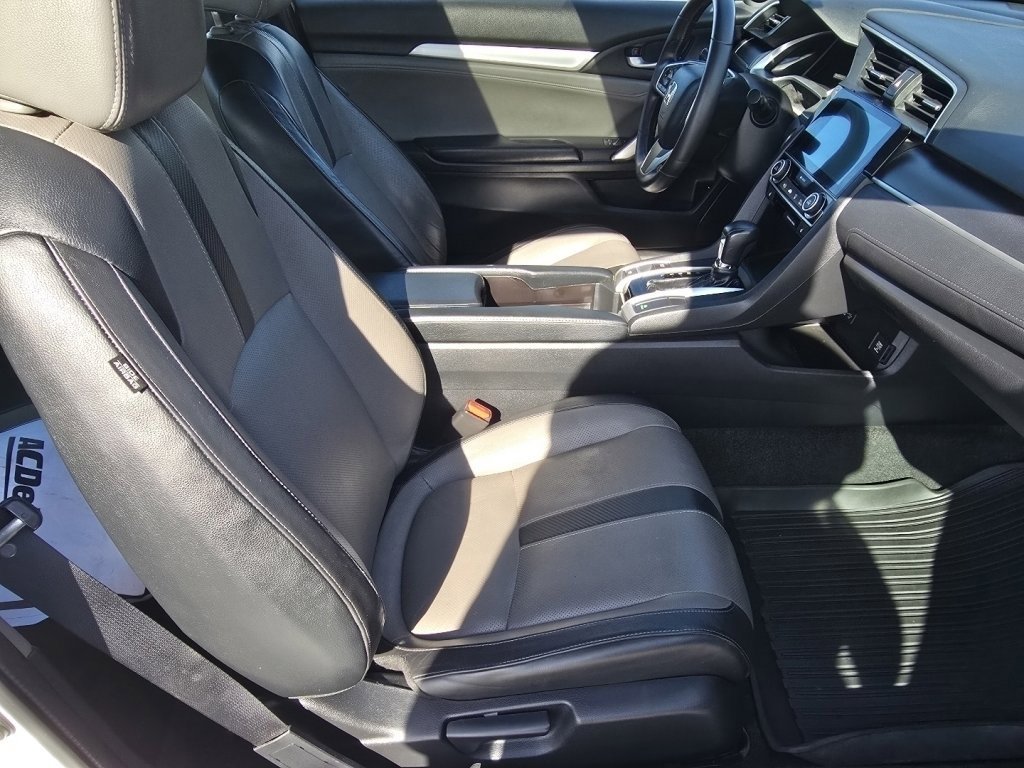 Used 2017 Honda Civic EX-L image 16