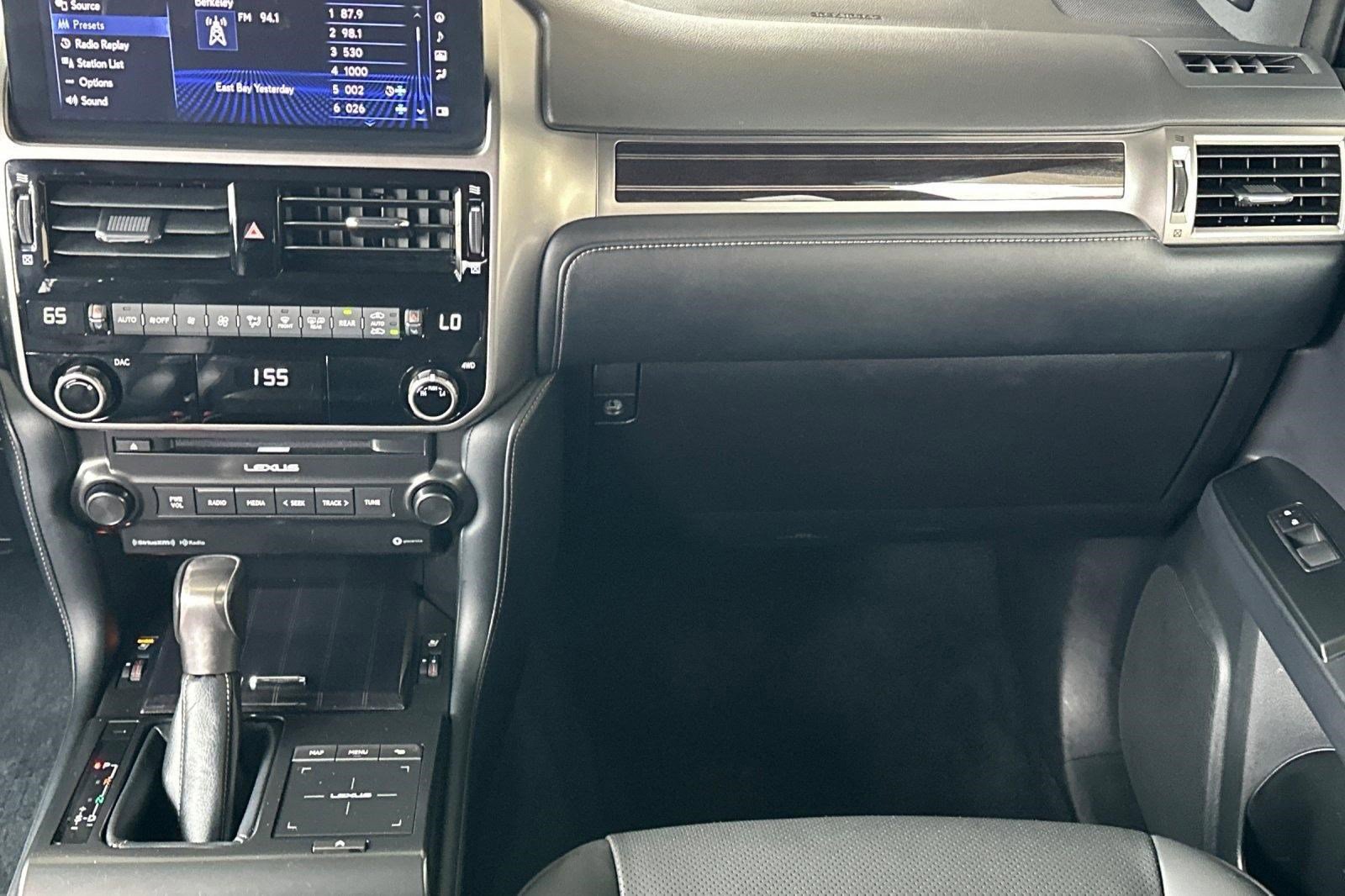 Used 2023 Lexus GX 460 Premium w/ Premium Package image 28