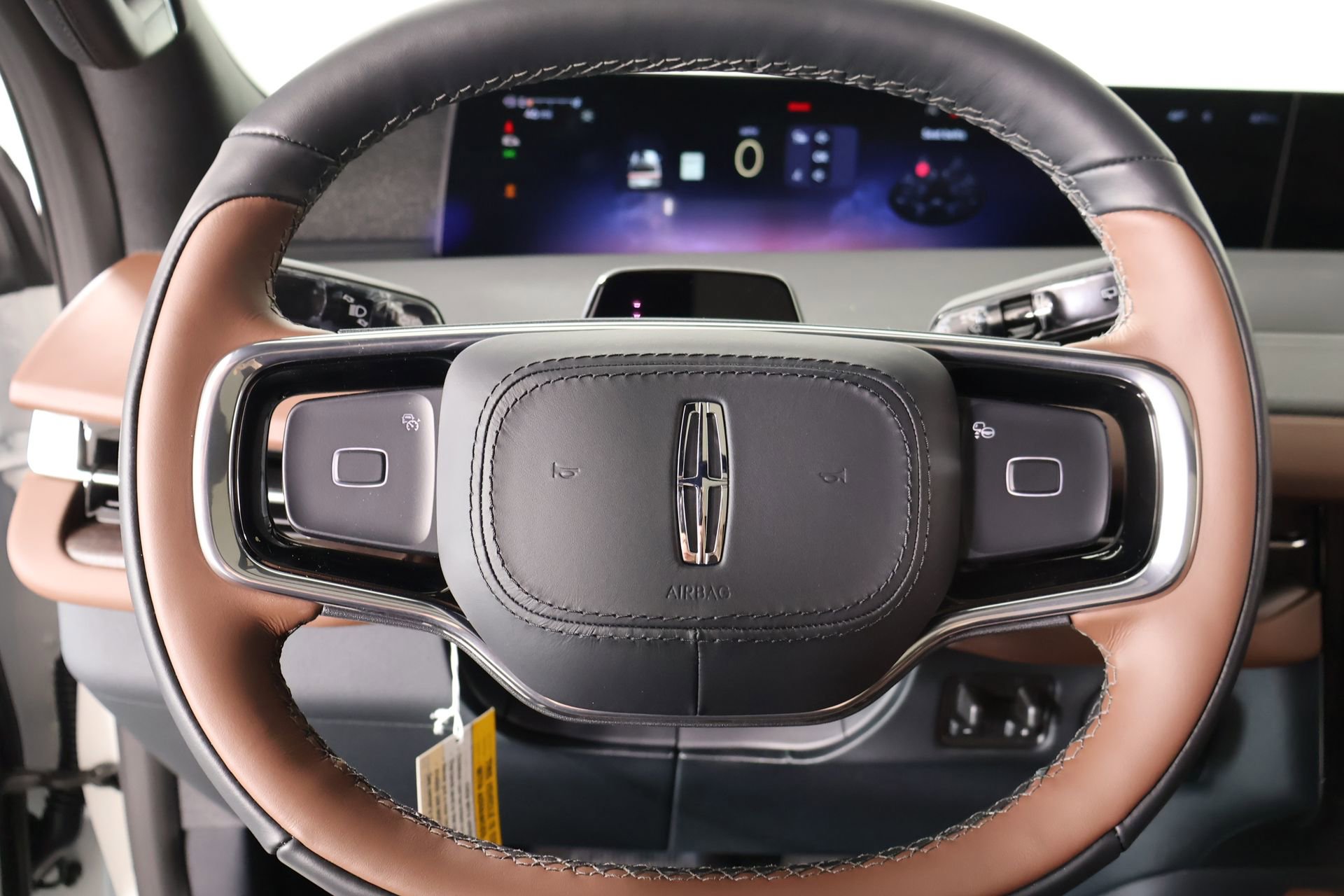 New 2026 Lincoln Navigator Reserve image 3