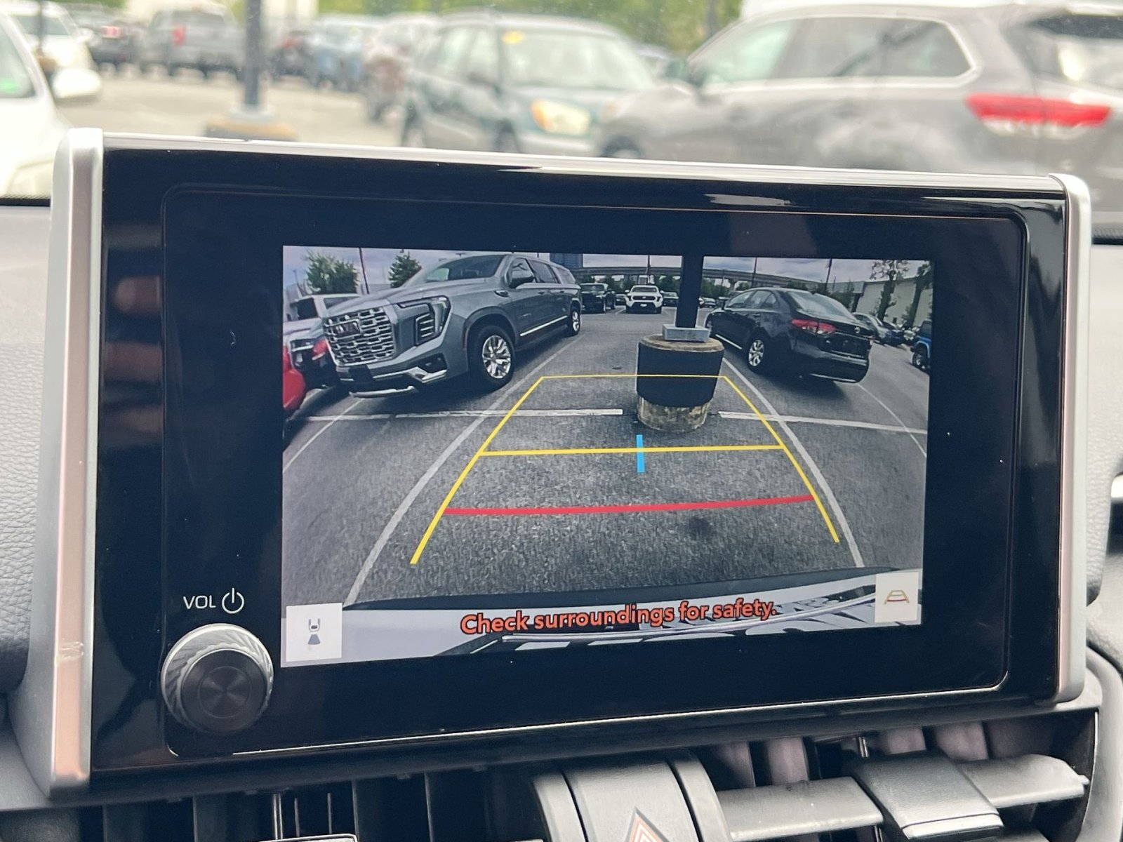 Used 2024 Toyota RAV4 XLE w/ Convenience Package AWD/4WD image 19