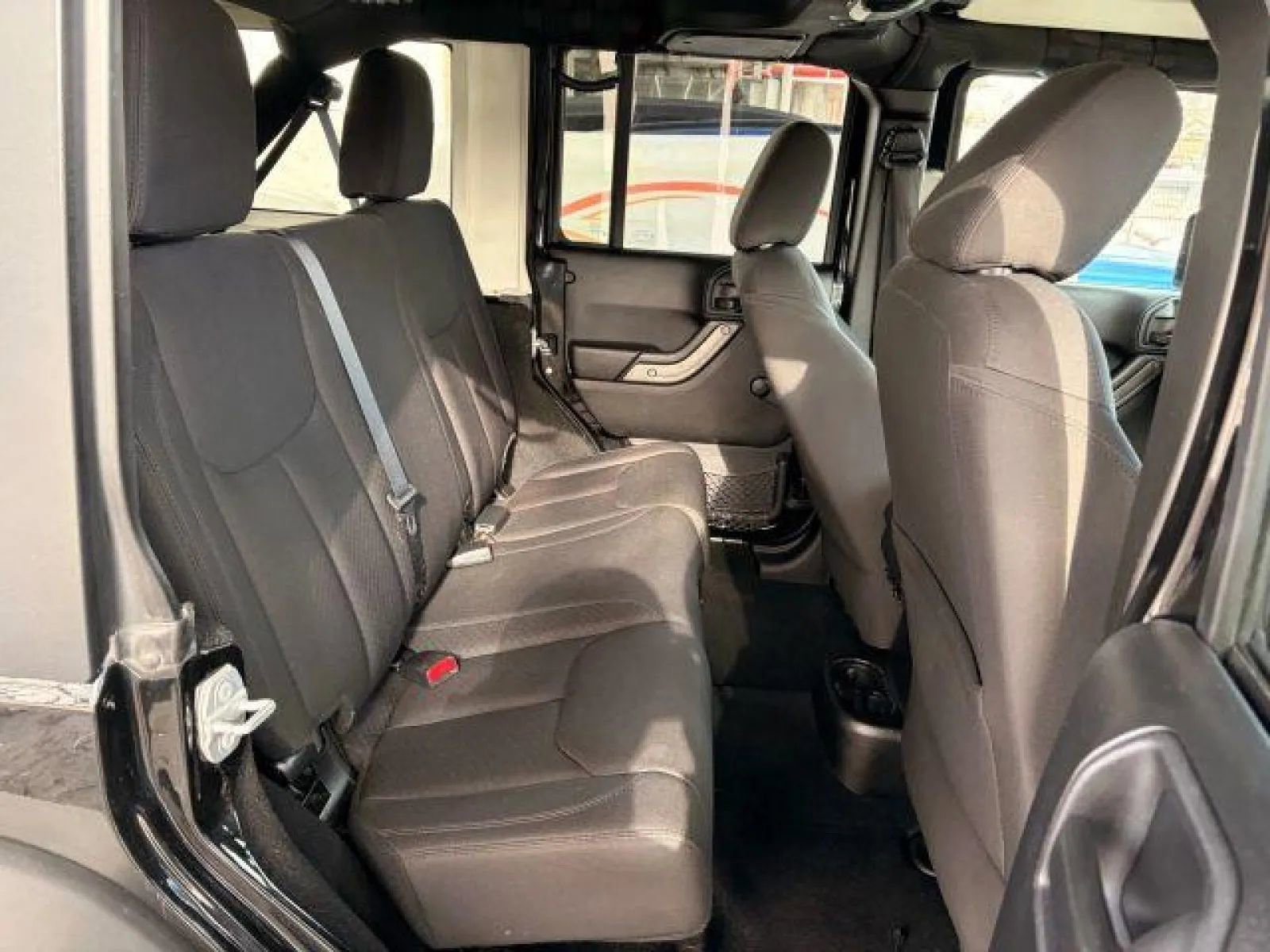 Used 2016 Jeep Wrangler Unlimited Sport w/ Connectivity Group image 19