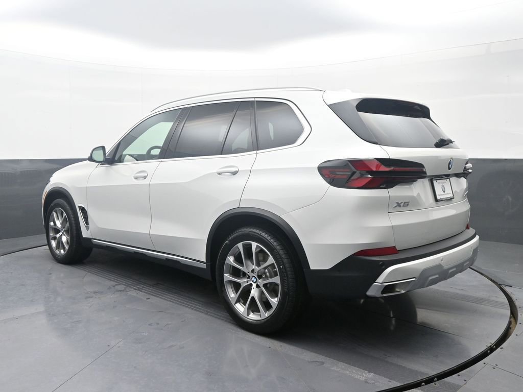 New 2026 BMW X5 xDrive40i AWD/4WD image 5