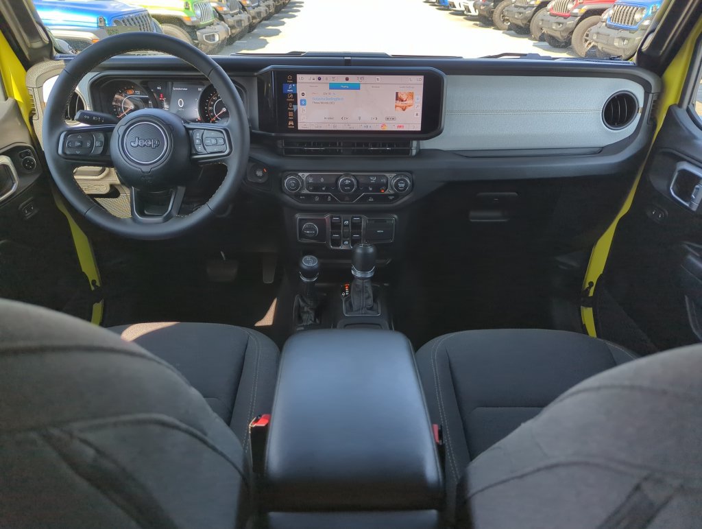 Used 2024 Jeep Wrangler Unlimited Sport AWD/4WD image 14