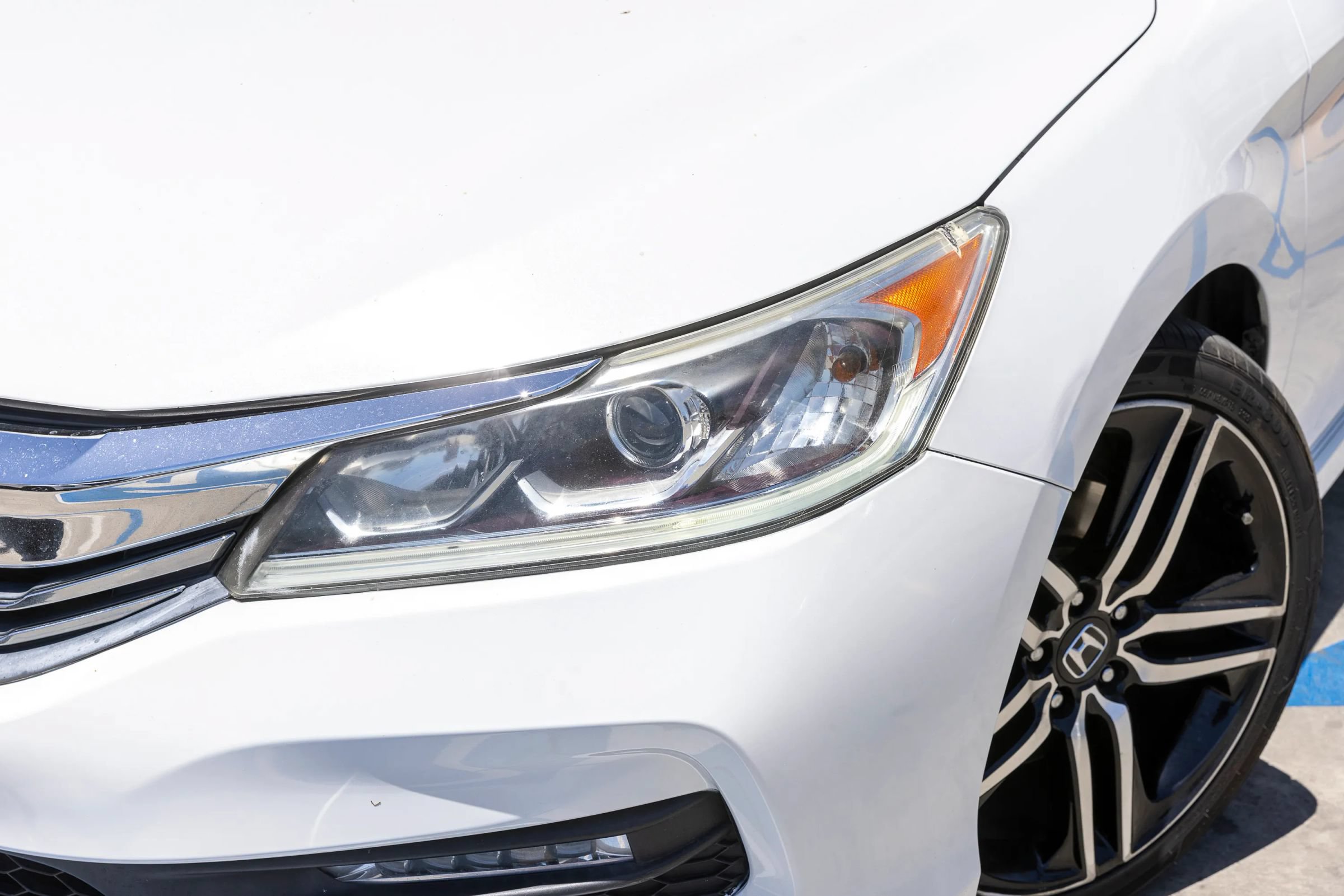 Used 2016 Honda Accord Sport image 8