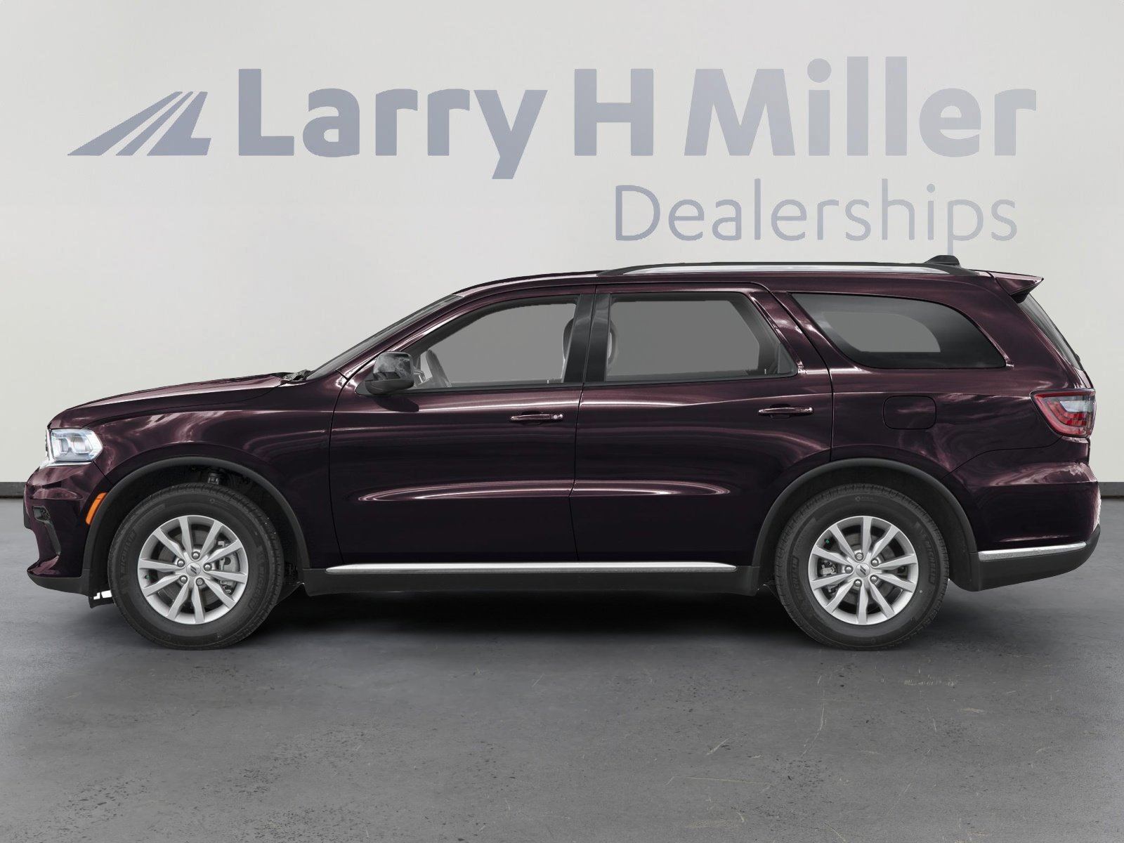 Used 2024 Dodge Durango GT AWD/4WD image 3