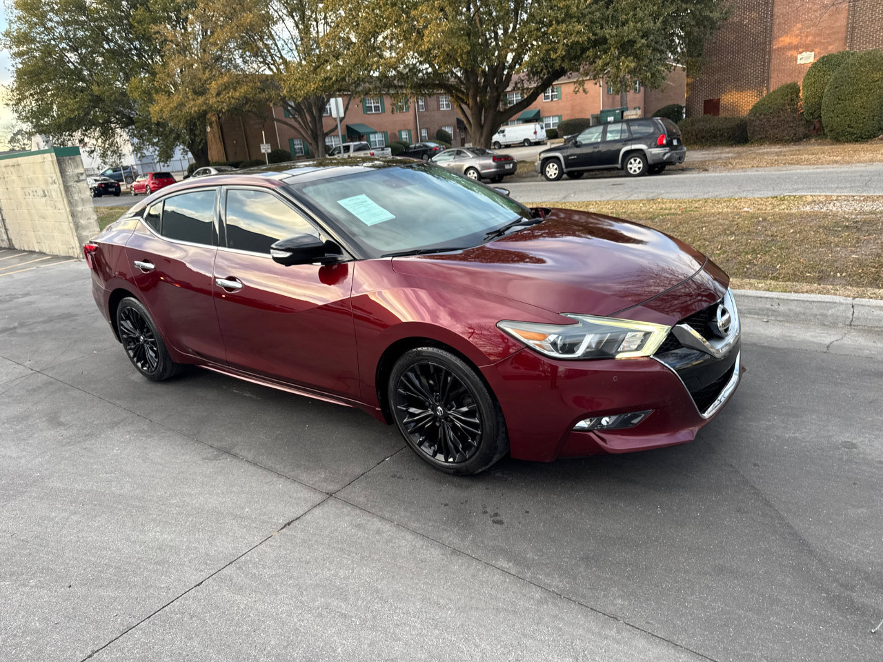 Used 2016 Nissan Maxima Platinum image 2