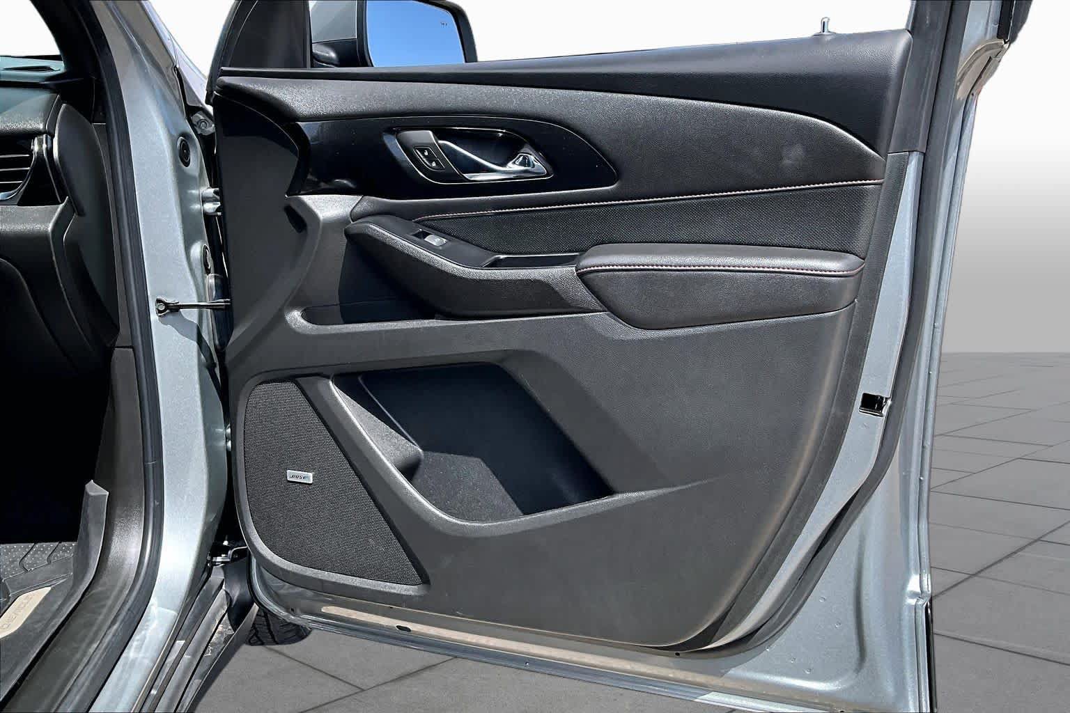 Used 2023 Chevrolet Traverse RS w/ LPO, Floor Liner Package FWD image 22