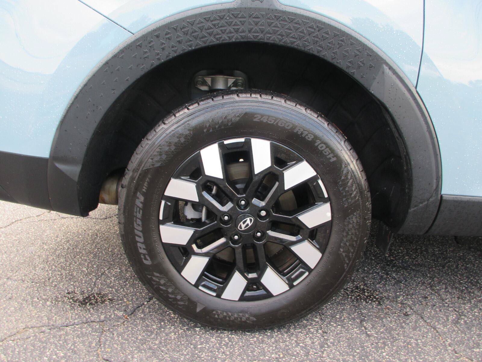 Used 2025 Hyundai Santa Cruz SEL FWD image 22
