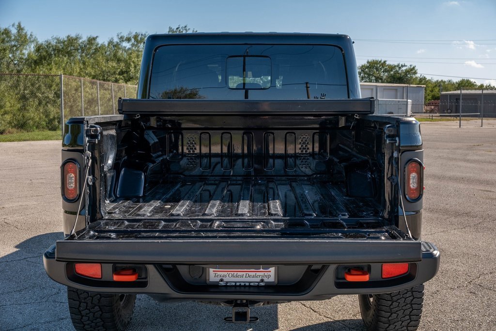 Used 2022 Jeep Gladiator Mojave image 23