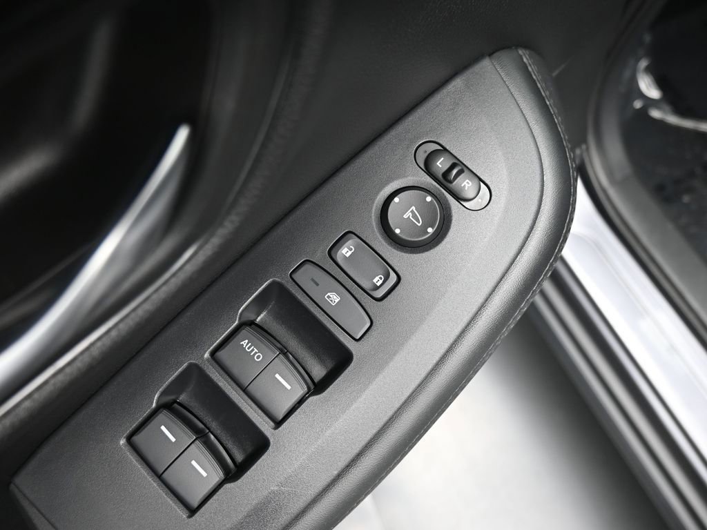 Certified 2024 Honda HR-V LX image 31