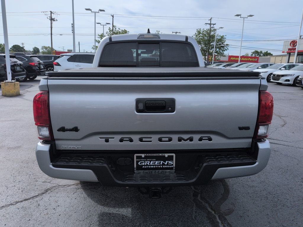 Used 2023 Toyota Tacoma SR AWD/4WD image 4