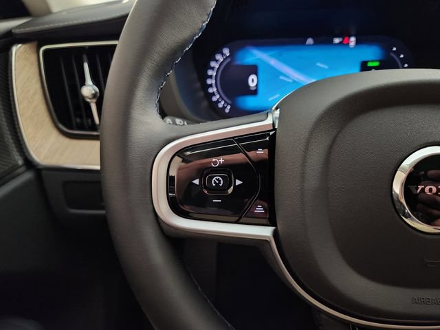 New 2026 Volvo XC60 T8 Ultra w/ Protection Package Premier AWD/4WD image 28