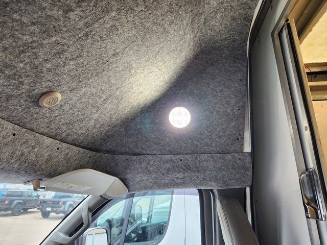 Used 2021 Chevrolet Express 3500 w/ Power Convenience Package RWD image 22