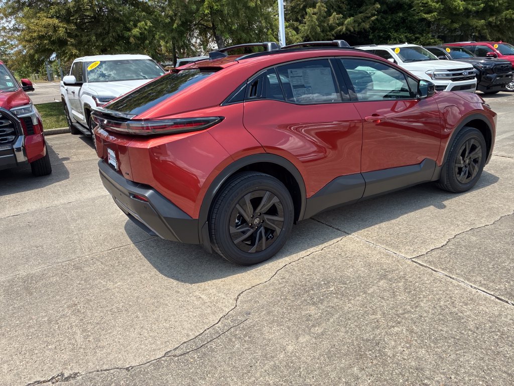 New 2026 Toyota C-HR AWD/4WD image 7