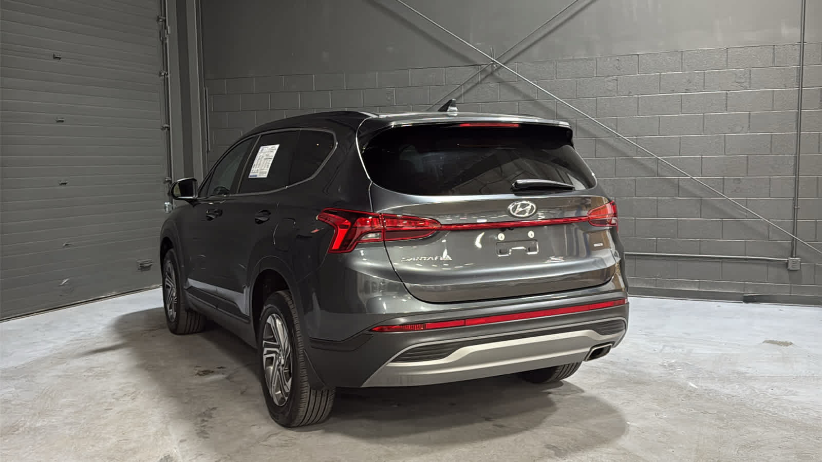 Used 2023 Hyundai Santa Fe SE AWD/4WD image 6