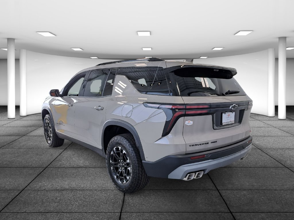 New 2027 Chevrolet Traverse Z71 w/ Enhanced Driving Package AWD/4WD image 6
