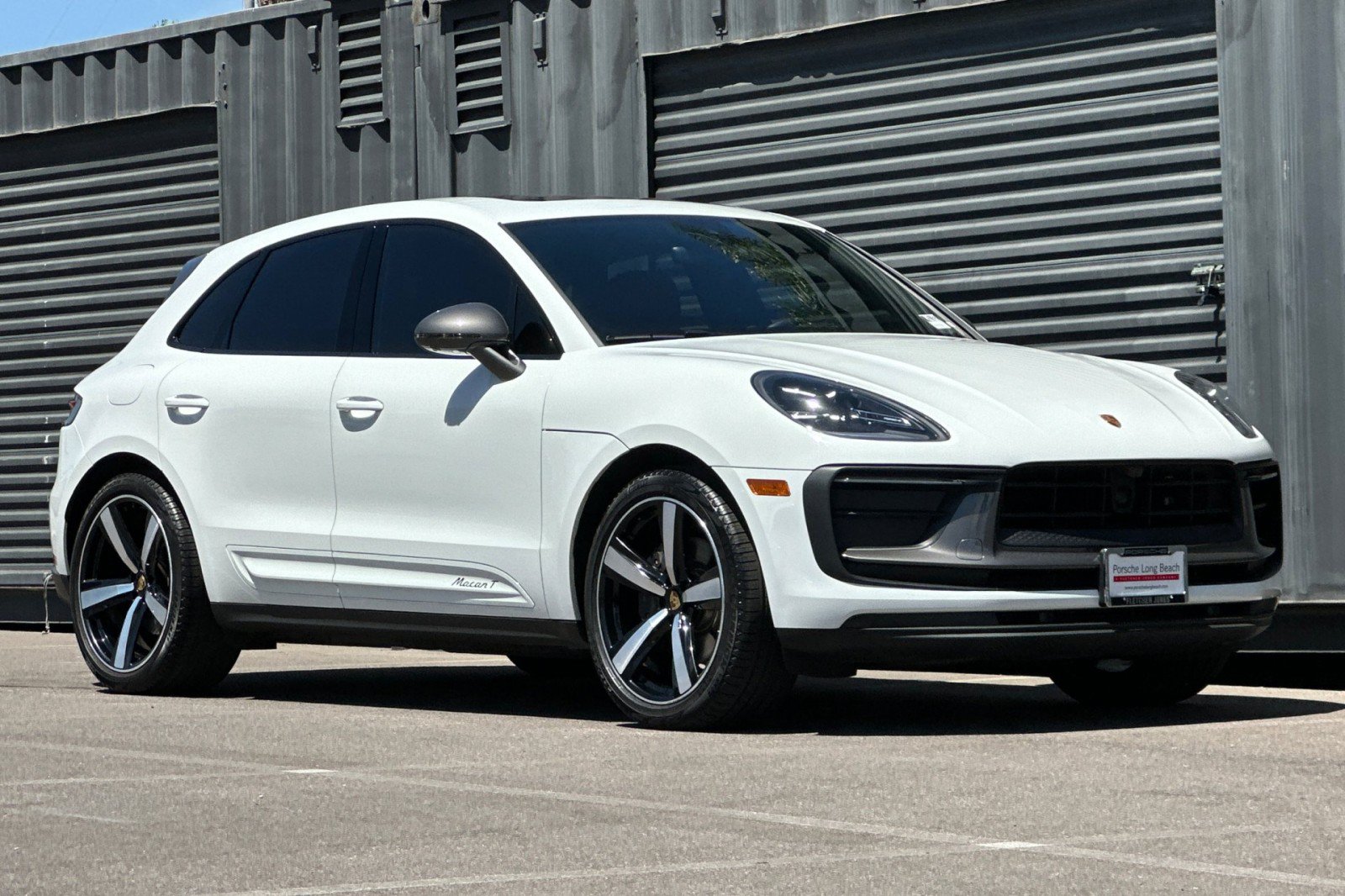 Certified 2023 Porsche Macan Turbo AWD/4WD image 10