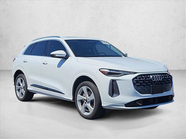 Certified 2025 Audi Q5 Premium w/ Premium Plus AWD/4WD image 3