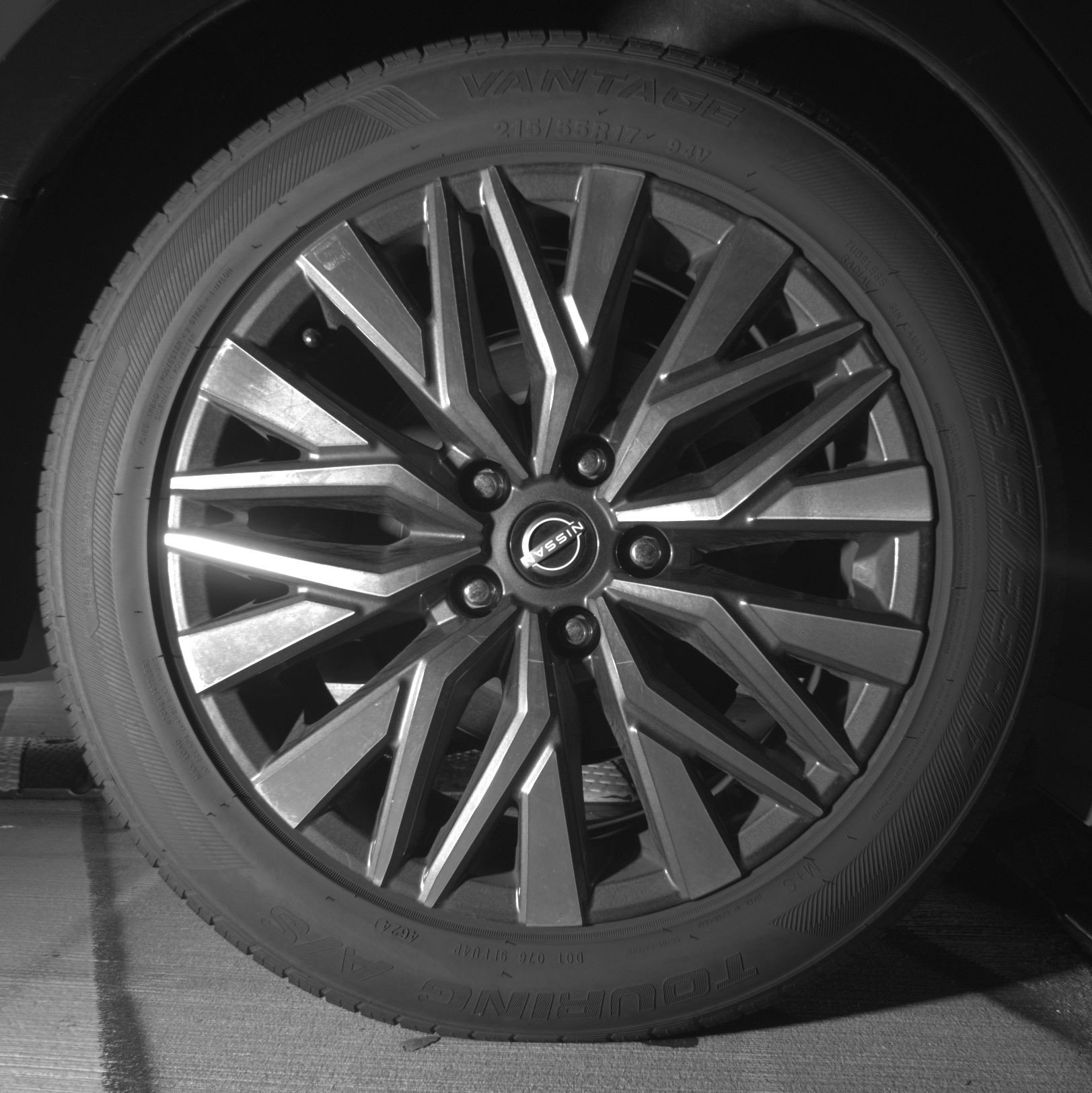 Used 2025 Nissan Altima 2.5 SV FWD image 15