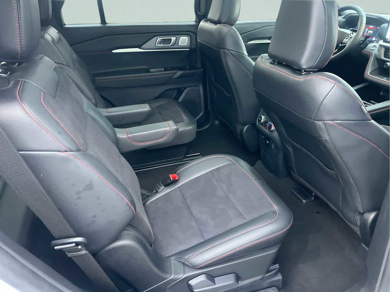 Used 2025 Ford Explorer ST w/ Sun And Sound Package image 14