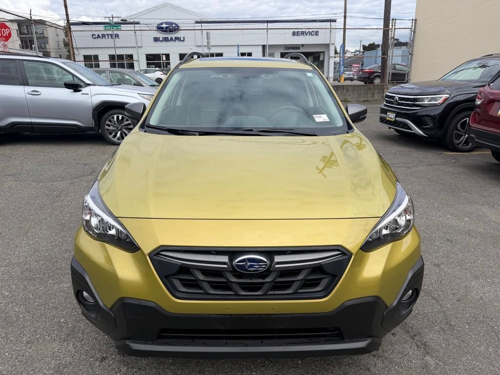 Used 2021 Subaru Crosstrek 2.5i Sport w/ Moonroof Package AWD/4WD image 2