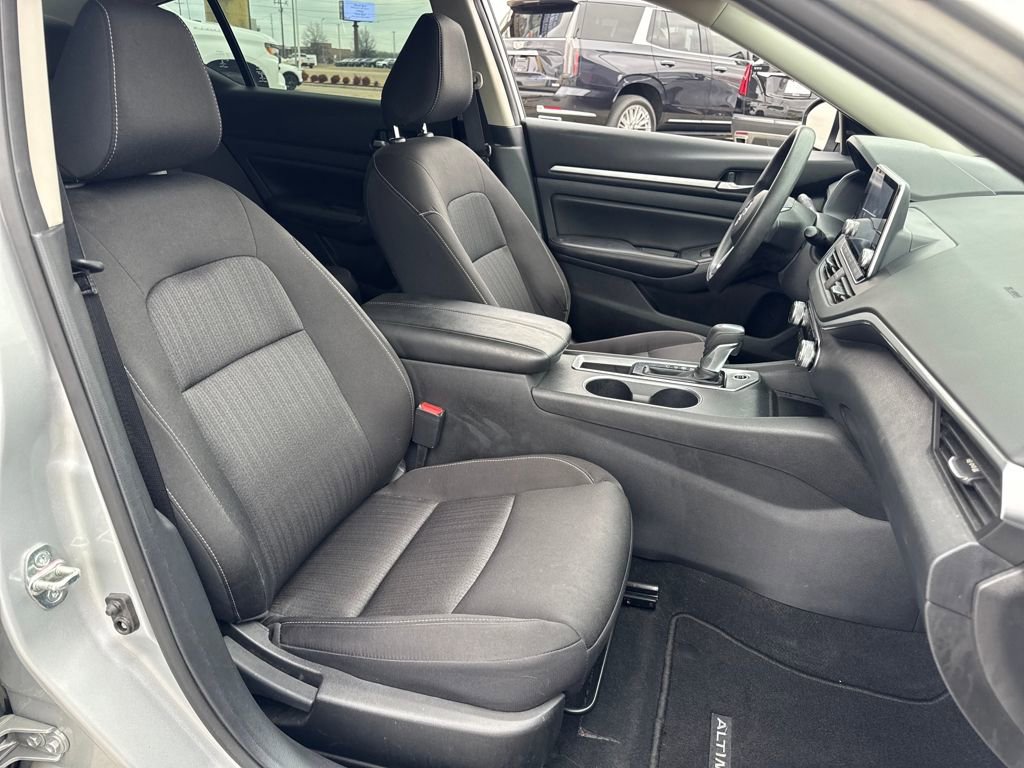 Used 2022 Nissan Altima 2.5 SV image 11
