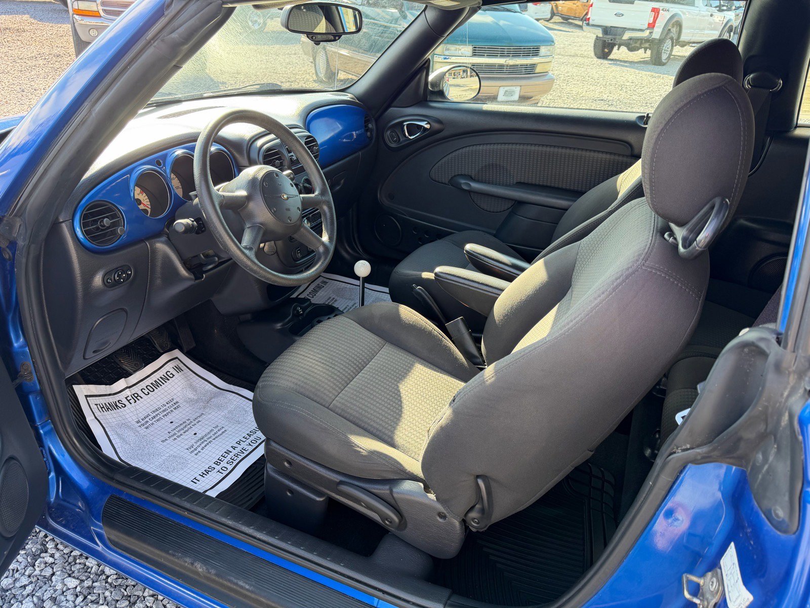 Used 2005 Chrysler PT Cruiser Base image 12