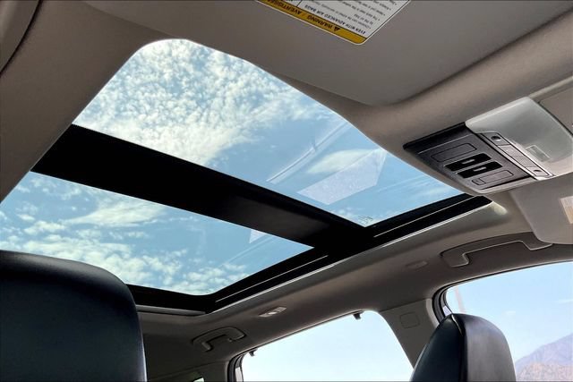Certified 2023 Nissan Rogue SV w/ SV Premium B Package FWD image 29