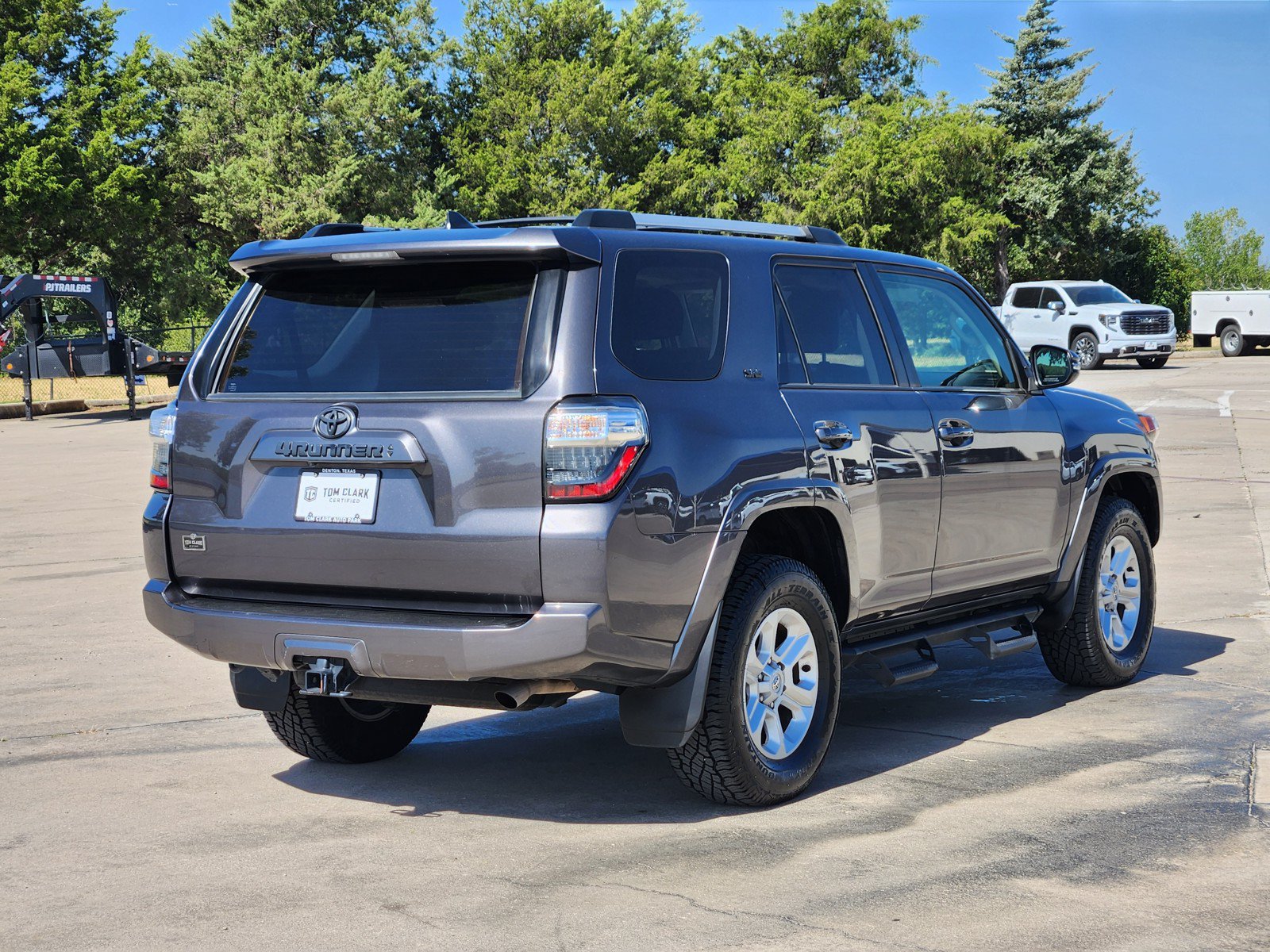 Used 2023 Toyota 4Runner SR5 Premium w/ Moonroof Package AWD/4WD image 5