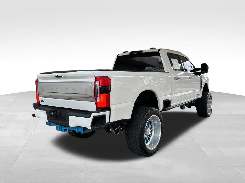 Used 2024 Ford F350 Platinum image 3